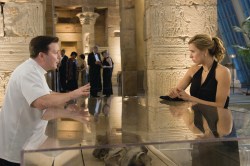 Bertram and Gwen (Téa Leoni)