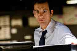 2371_d005_00943-low-res Ray Koval (Clive Owen)