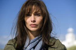 Elise Silverton (Natalie Imbruglia)