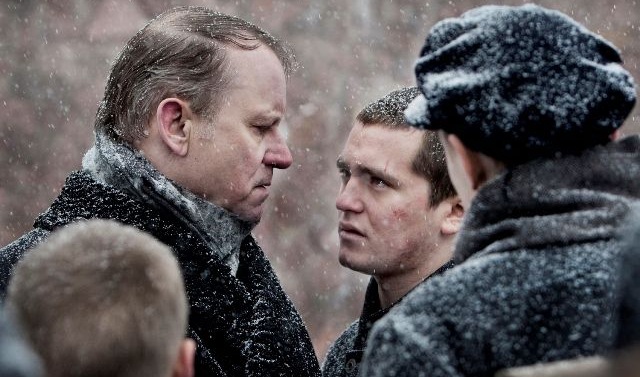 King of Devil's Island: Governor Bestyreren (Stellan Skarsgård) and Erling (Benjamin Helstad) 