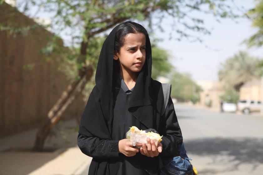 Waad Mohammed as Wadjda in Wadjda