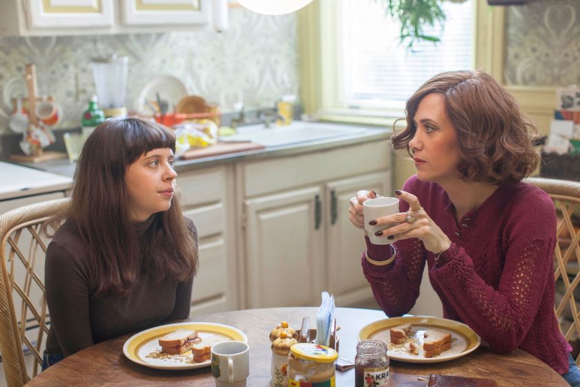 Bel Powley as Minnie Goetze and Kristen Wiig as Charlotte Worthington in The Diary of a Teenage Girl